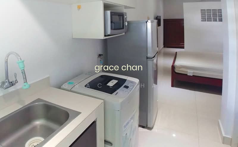 STUDIO NEAR KEMBANGAN MRT 8