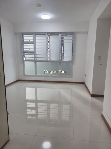 40B MARGARET DRIVE image 1 of 5