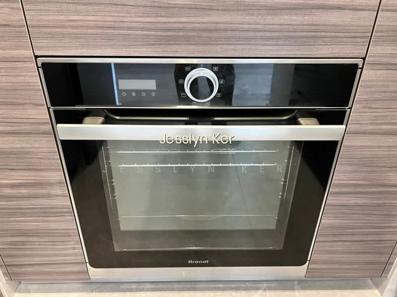 STIRLING RESIDENCES 9