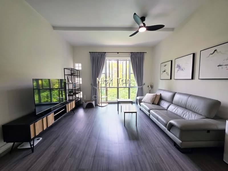 LANDBAY CONDO photo 4