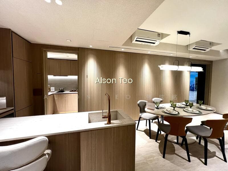 ARINA EAST RESIDENCES image 1 of 10