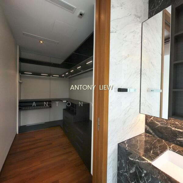 NEW FUTURA photo 5