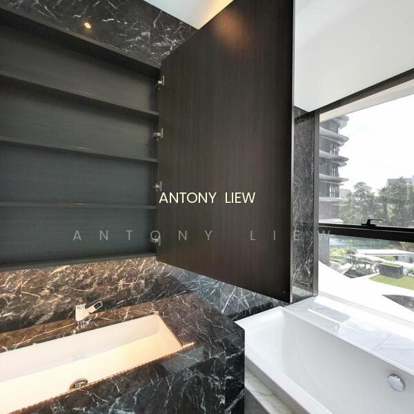 NEW FUTURA photo 6