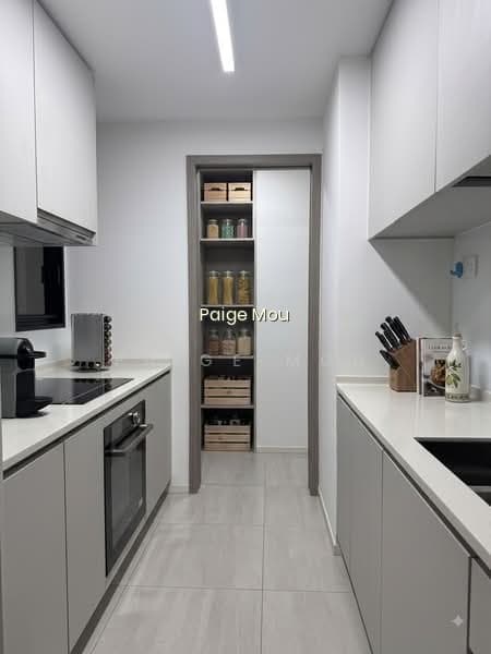 THE WOODLEIGH RESIDENCES photo 3
