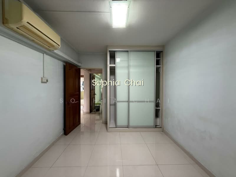223 ANG MO KIO AVENUE 1 photo 5