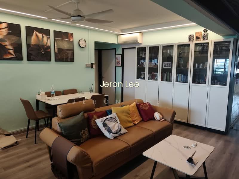 31 TEBAN GARDENS ROAD image 1 of 10