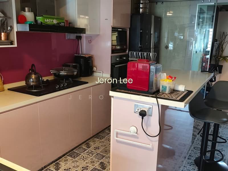 31 TEBAN GARDENS ROAD photo 4