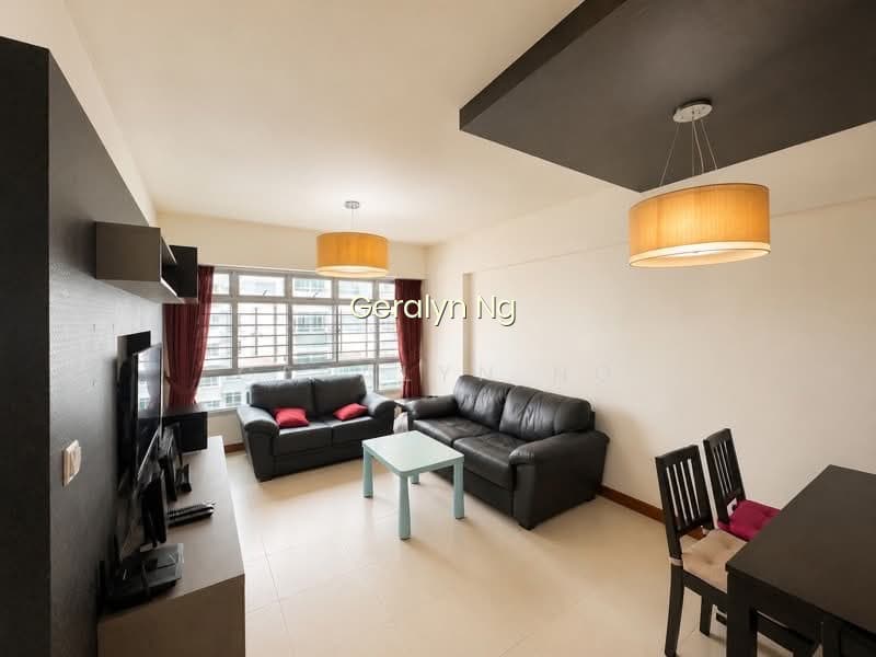 302C PUNGGOL PLACE image 1 of 10