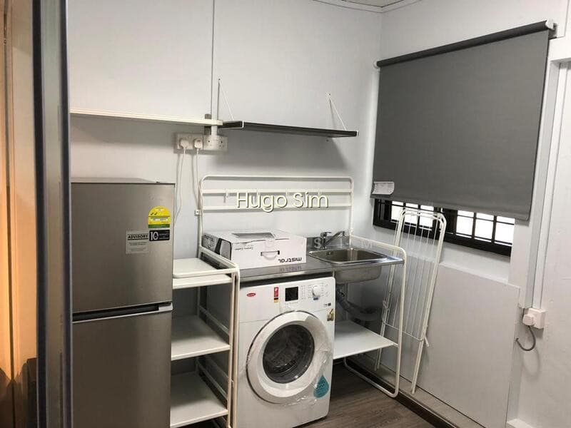 374 CLEMENTI AVENUE 4 image 1 of 10