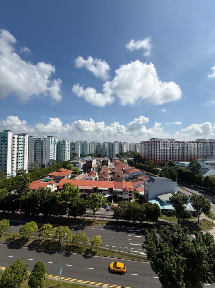 232 COMPASSVALE WALK photo 5
