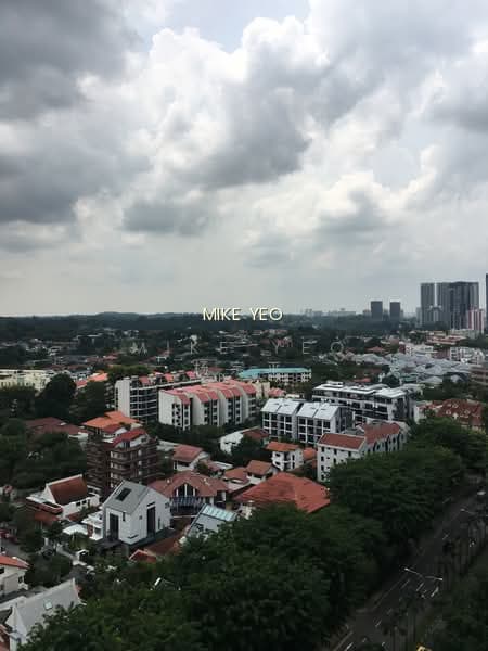26 NEWTON photo 2