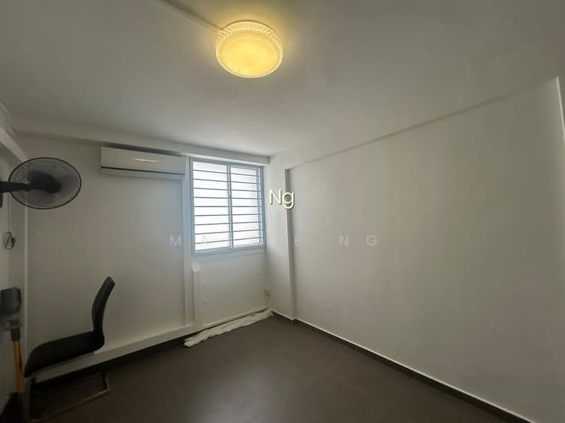 652 HOUGANG AVENUE 8 photo 6