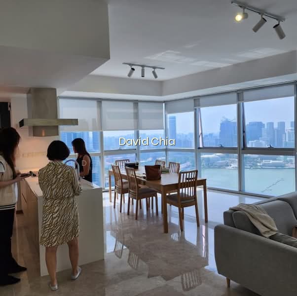 MARINA BAY RESIDENCES photo 5