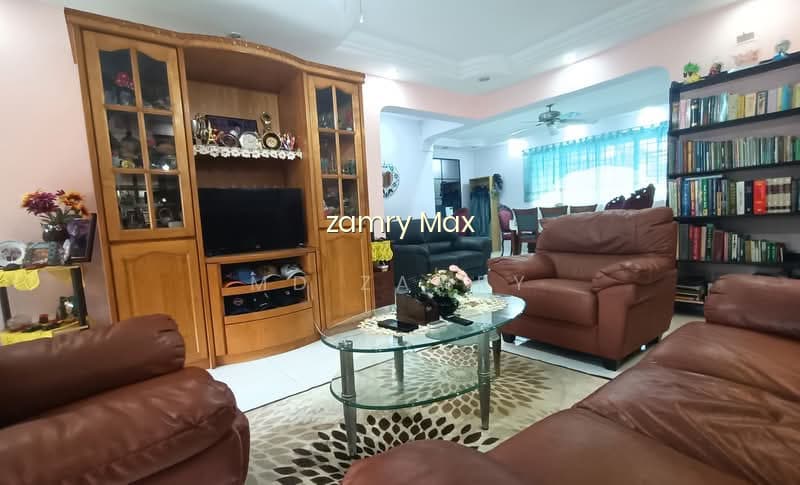 127 TAMPINES STREET 11 image 1 of 10