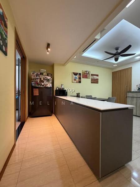 FLO RESIDENCE 8