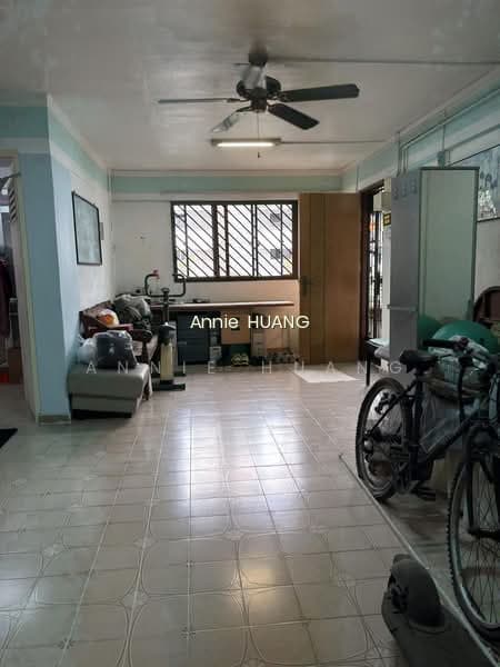 178 ANG MO KIO AVENUE 4 image 1 of 10