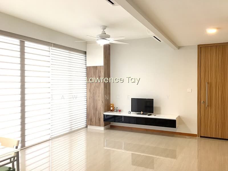 FLO RESIDENCE 2