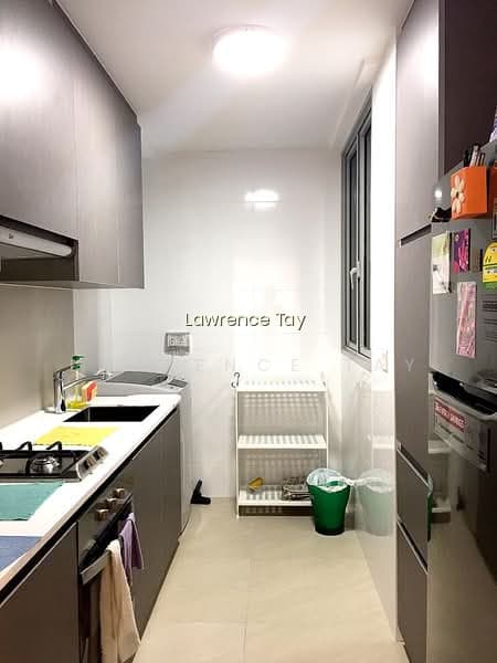 FLO RESIDENCE 4