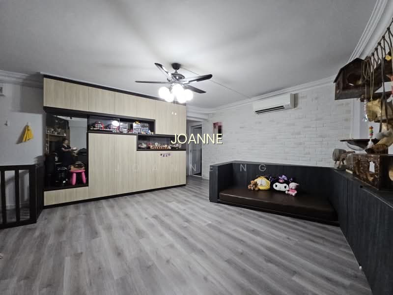 422 CHOA CHU KANG AVENUE 4 image 1 of 10