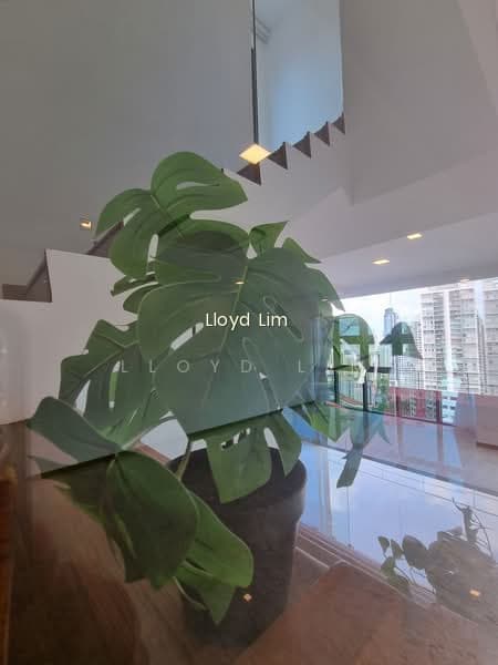 LEONIE GARDENS 5