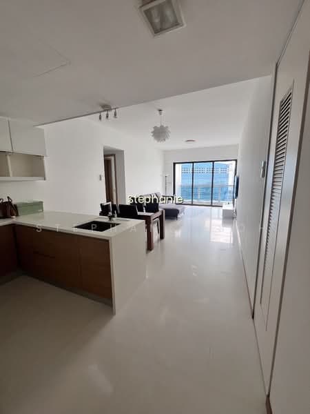MARINA BAY RESIDENCES photo 4