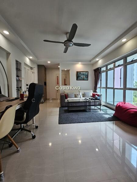 173C PUNGGOL FIELD image 1 of 10