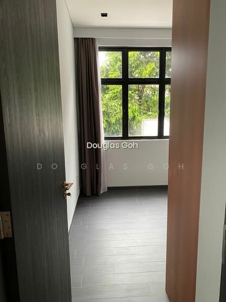 265 OUTRAM ROAD photo 2