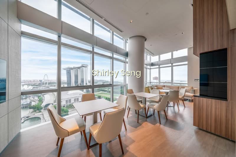MARINA BAY RESIDENCES photo 6