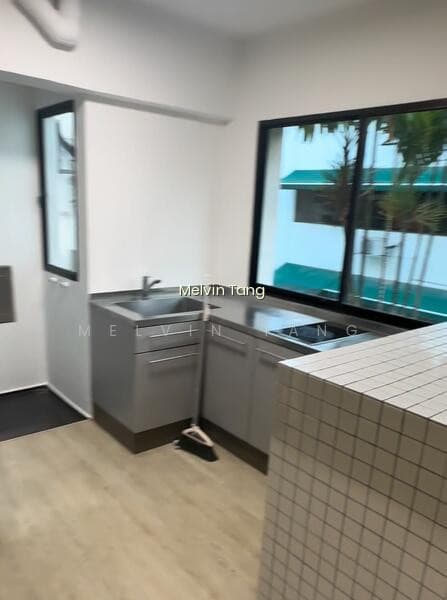 KENG LEE COURT photo 5