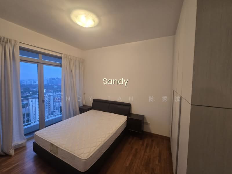 THE METROPOLITAN CONDOMINIUM photo 6