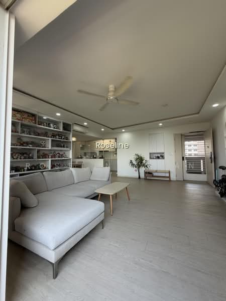 228B PUNGGOL FIELD photo 2
