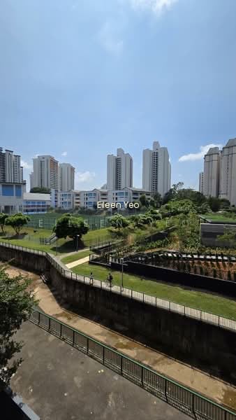 BUKIT 828 1